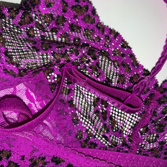 b.temptd by wacoal bralette and underwear lace set - Picture 3 of 5